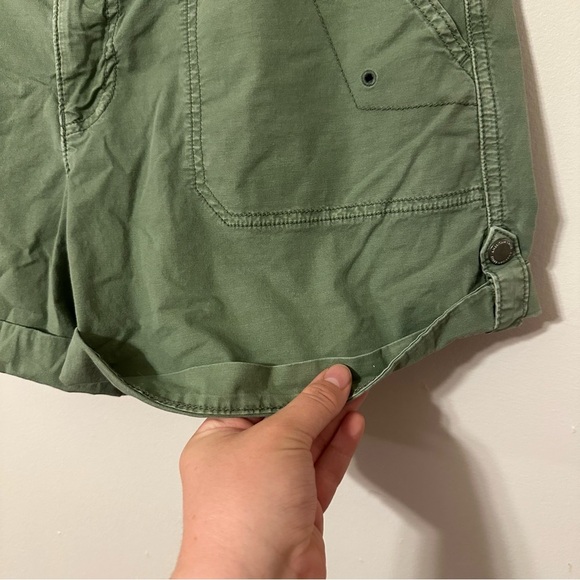 American Eagle Cargo Shorts - Size 12 Large - Picture 6 of 13